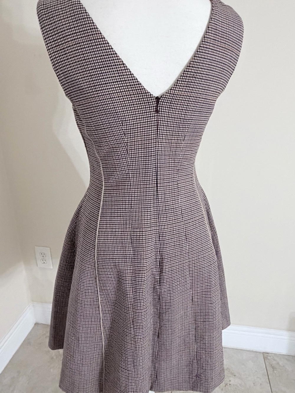 Theory Sleeveless Angled Plaid Wool-Blend Sheath Dress - Picture 6 of 7